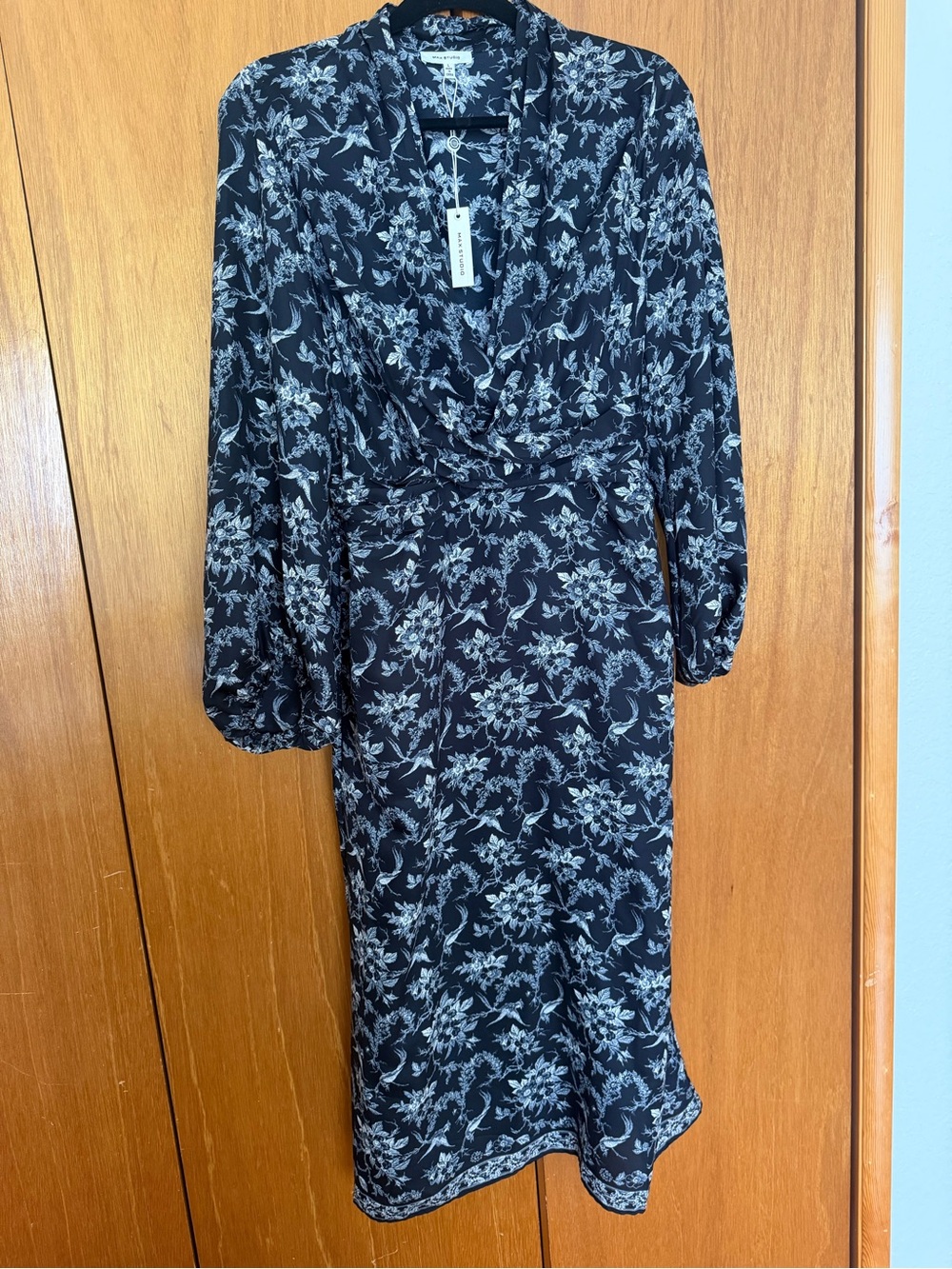 New with Tags Max Studio Black & White Floral Long Sleeve Wrap-Style Midi Dress